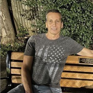 Meet your Posher, Mark